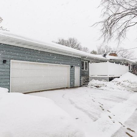 New Remodeled Townhome In Central Fargo Exterior foto