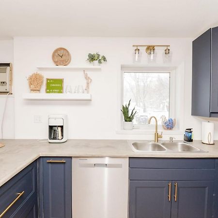 New Remodeled Townhome In Central Fargo Exterior foto