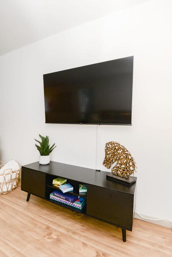 New Remodeled Townhome In Central Fargo Exterior foto